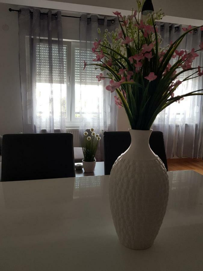Apartman Dijana Banja Luka Exterior foto